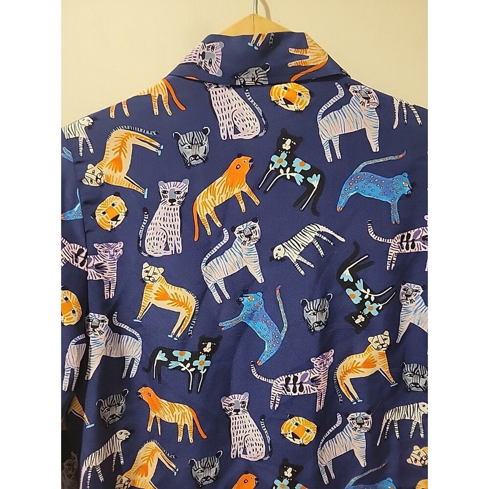 Anthropologie Carolyn Gavin Shirt Blue Mariposa Silk Blouse Cat Lion Leopard 4 - Picture 5 of 8